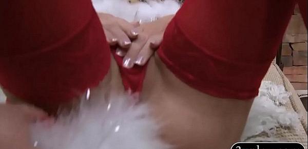  Blond babe in christmas hat twat rammed